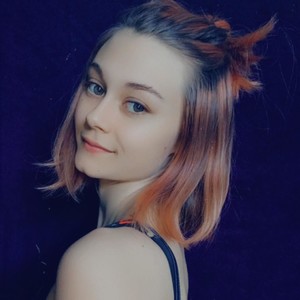 Julie - Prof de biologie - Crémarest