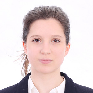 Constance - Prof de maths - Paris 18e