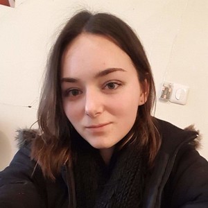 Clara - Prof de couture - Coincy