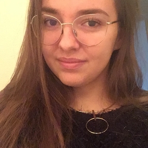 Julia - Prof d'aide aux devoirs - Lyon