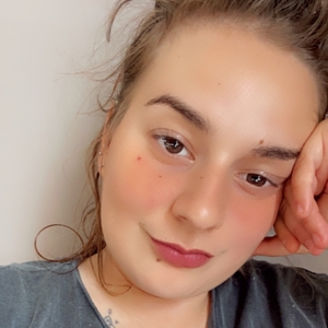Ophelie - Prof d'aide aux devoirs - La Celle-sous-Gouzon