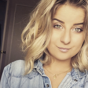 Samantha - Prof d'anglais - Mios