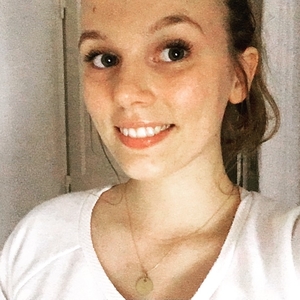 Chloe - Prof d'aide à la rédaction de cv - lettre de motivation - La Rochette