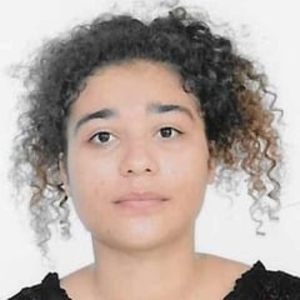 Inès - Prof d'aide aux devoirs - Aix-en-Provence