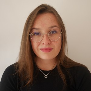 Mathilde - Prof de droit constitutionnel - Bordeaux