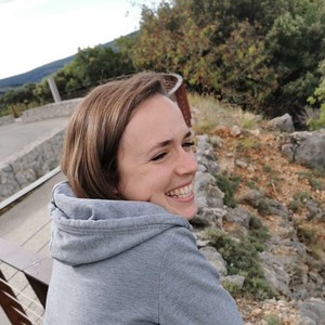 Eloise - Prof de soutien pour élèves avec autisme - Angers