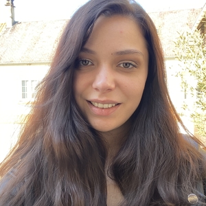Lucie - Prof d'espagnol - Cerisy