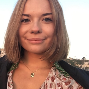 Clara - Prof d'anglais - Mont-Saint-Aignan