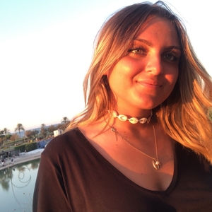 Laura - Prof de maths - Lyon