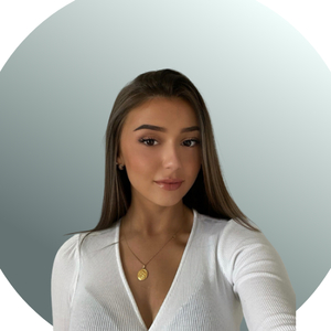 Emma - Prof de français - Ollainville
