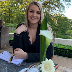 Alexandra - Prof de maquillage - Namur