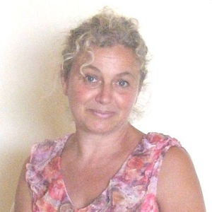 PASCALE - Prof d'anglais - Arès
