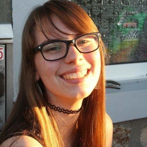 Coralie - Prof de maths - Liège