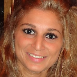 Sara - Prof de maths - Courbevoie