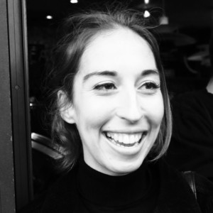 Charlotte - Prof de marketing - Paris