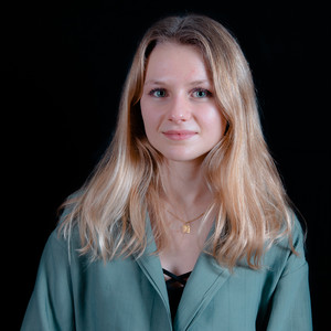 Charlotte - Prof de maths - Suresnes