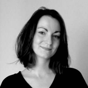 Julie - Prof d'initiation informatique - Thiais