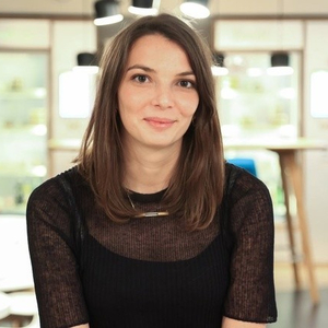 Giulia - Prof de maths - Biarritz