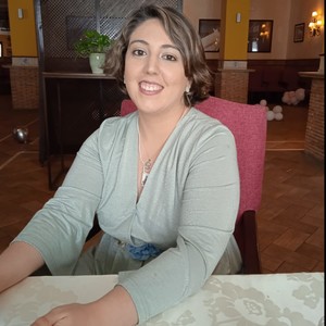 Laura - Prof d'histoire - géo - Córdoba