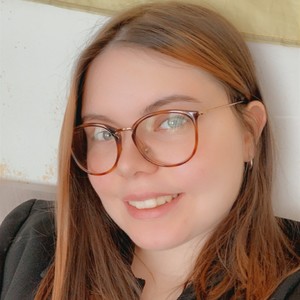 Eva - Prof d'histoire - Rouen