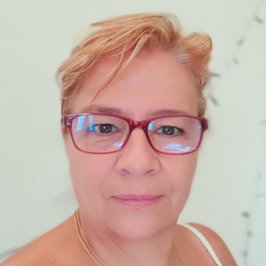 ANNE - Prof de français - Crastes