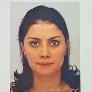 Aroua - Prof de maths - Paris