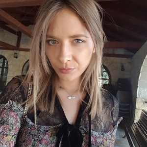 Milica - Prof de droit européen - Malakoff