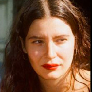 Anaïs - Prof d'italien - Genève
