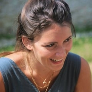 Agathe - Prof d'économie - Paris