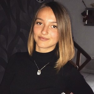 Célia - Prof d'anglais - Calais