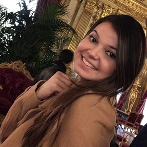 Aline - Prof de portugais brésilien - La Chapelle-Saint-Mesmin