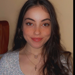 Alicia - Prof d'anglais - Vienne