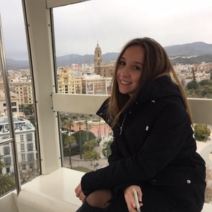 Marie - Prof d'espagnol - Fréjus