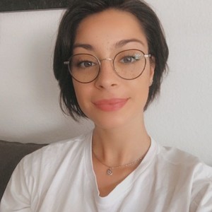 Inès - Prof de chinois - Haguenau