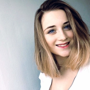 Manon - Prof de français - Divion