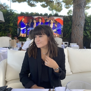 Camille - Prof de couture - Paris