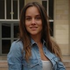 Clara - Prof de français - Caen