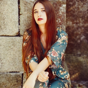 Rebecca - Prof de biologie - Dirinon
