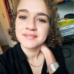 Sarah - Prof de maths - Pontivy