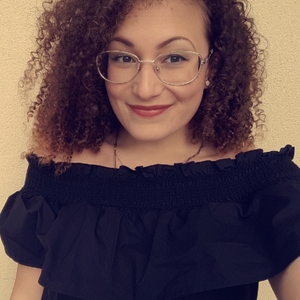 Léa - Prof d'expression orale - anglais - Villepinte