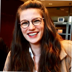 Eugénie - Prof de marketing - Paris