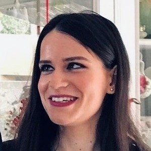 Laura - Prof de comptabilité - Marseille