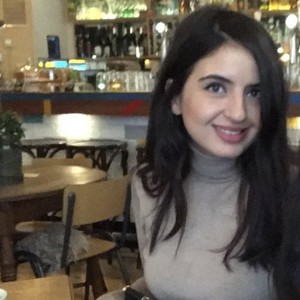 Cyrine - Prof de droit civil - Paris