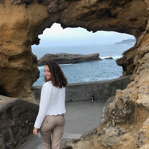 Aisha - Prof de droit civil - Paris
