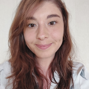 Marie - Prof de droit - Dijon