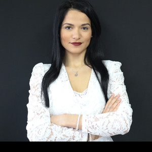 Melissa - Prof d'économie - Toulouse