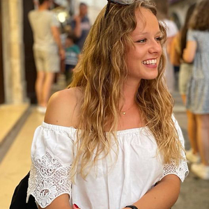 Elodie - Prof de droit civil - Bain-de-Bretagne