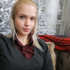 Amina - Prof de maths - Lausanne