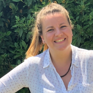 Julie - Prof de marketing - Villeurbanne
