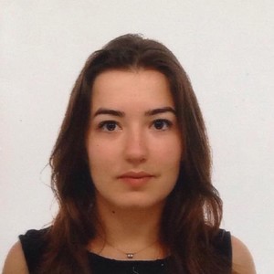 Manon - Prof de maths - Paris